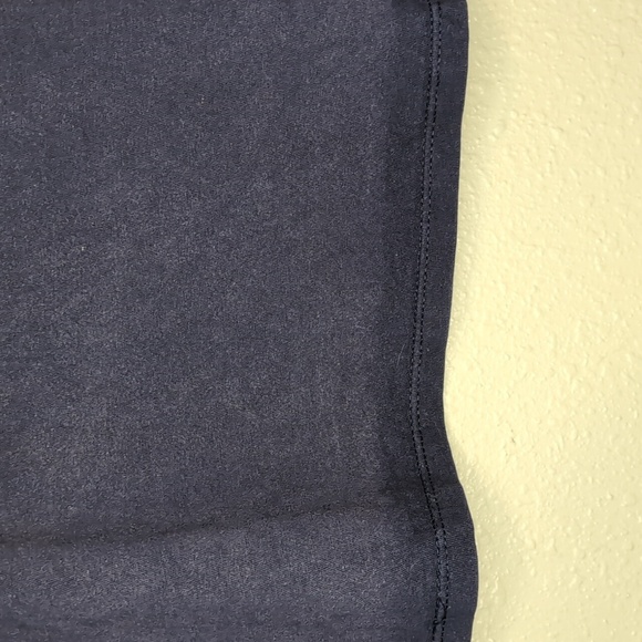 Men's Champion T-shirt faded with distressed logo size Large Navy - Picture 8 of 8